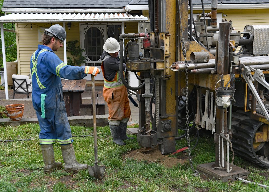 Okanagan geothermal workers, credit Wayne Emde