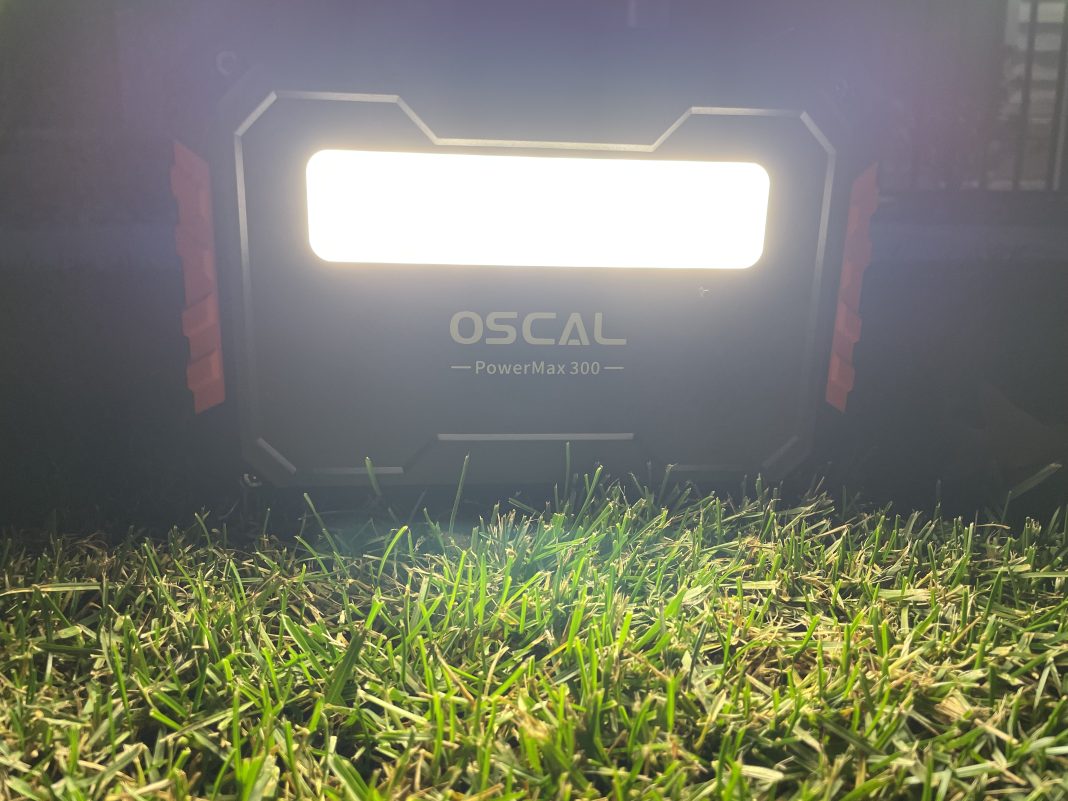 Oscal PowerMax 300 LED flashlight